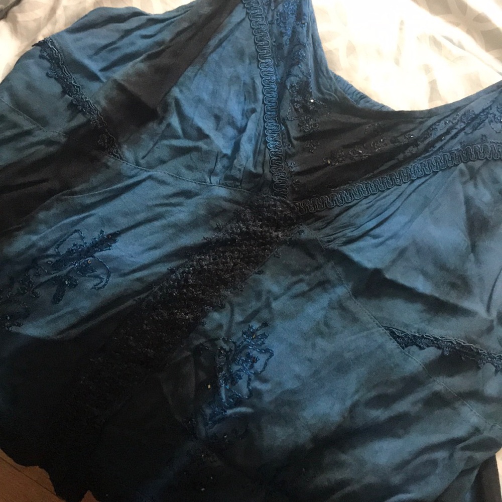 Tank top  new - Picture 2 of 4